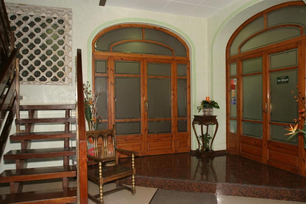 Hotel Fonda Neus Sant Sadurní dʼAnoia Buitenkant foto