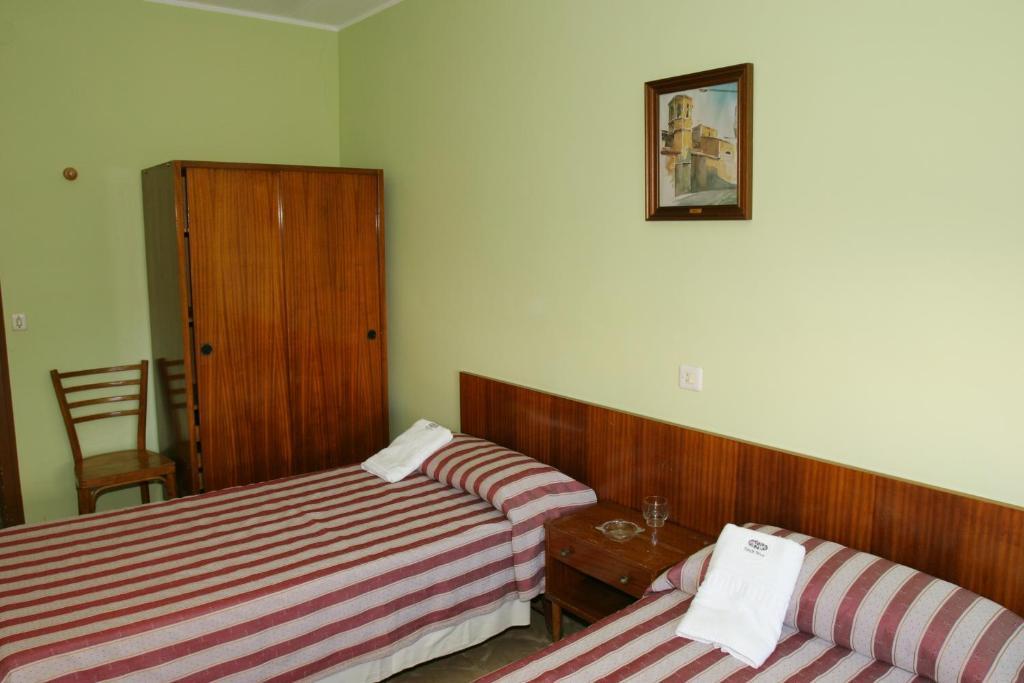 Hotel Fonda Neus Sant Sadurní dʼAnoia Buitenkant foto